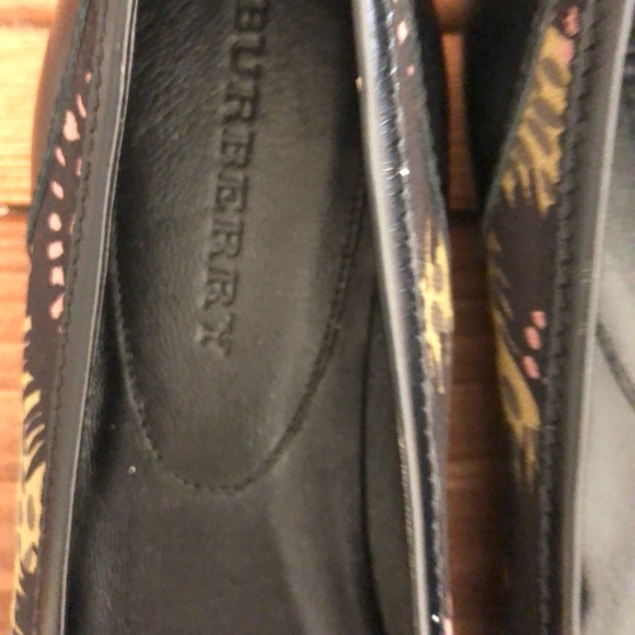 Burberry flats size 37.5 - Picture 4 of 5